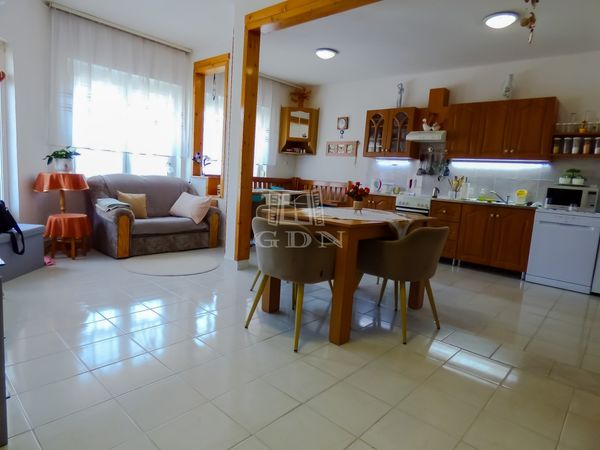 For sale Mór Family House