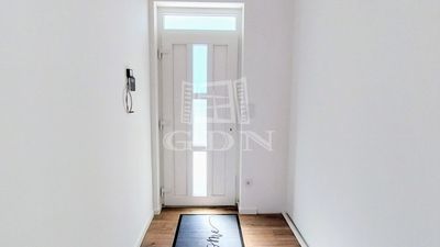 Mogyoród 双面别墅 - 94.900.000 HUF