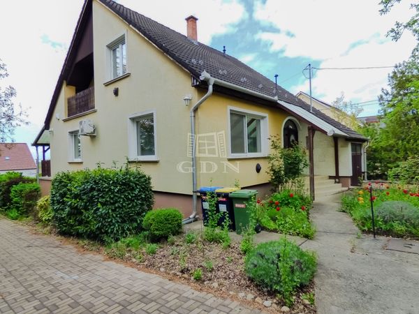 Eladó Budapest XVII. kerület Családi ház