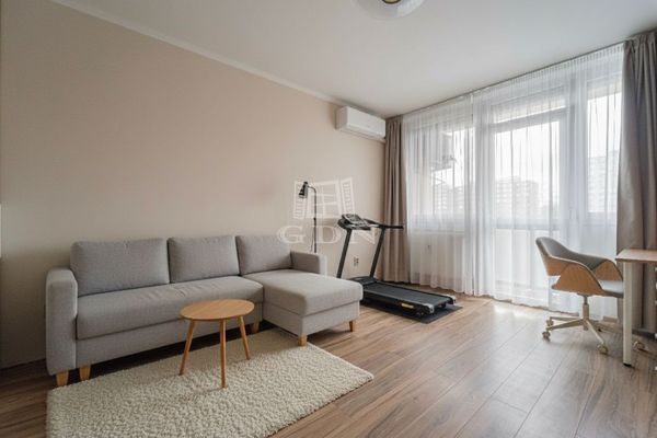 出卖 Budapest XV. kerület 公寓房（非砖头）