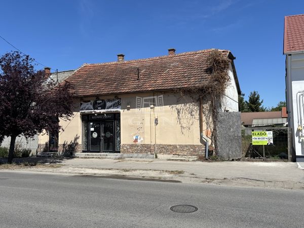 Eladó Gyömrő Családi ház