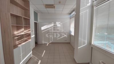 Budapest, XV. kerület Iroda - 97.440 Ft