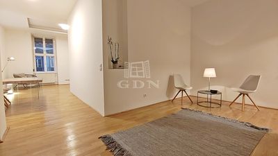 Budapest, VII. kerület Lakás - 105.000.000 Ft