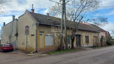 Budapest, XV. kerület Flat - 28.000.000 HUF