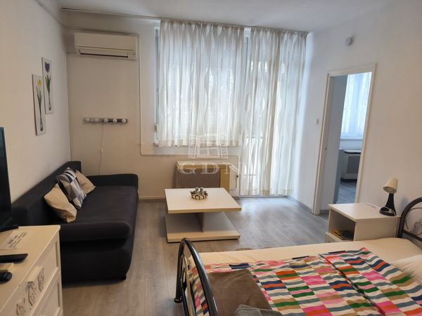 Eladó Budapest XIV. kerület Lakás (téglaépítésű)