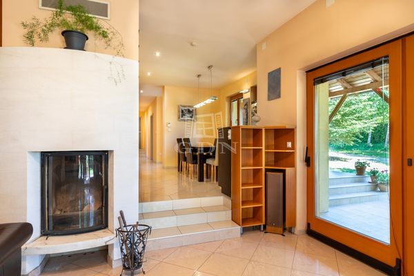 Eladó Tárnok Családi ház