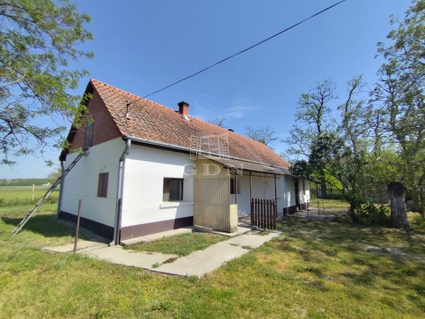 Eladó Jakabszállás Tanya