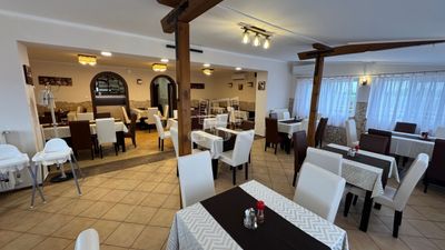 Abony Gewerbe - Gastgewerbe - 179.000.000 HUF