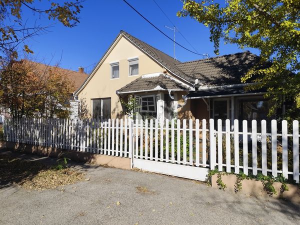 Eladó Kecskemét Családi ház