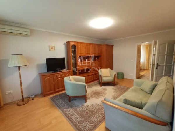 Kiadó Kecskemét Lakás (téglaépítésű)