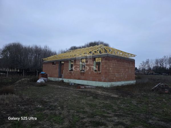 Eladó Kecskemét Családi ház