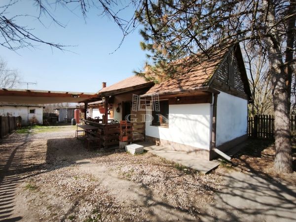 Eladó Lajosmizse Tanya