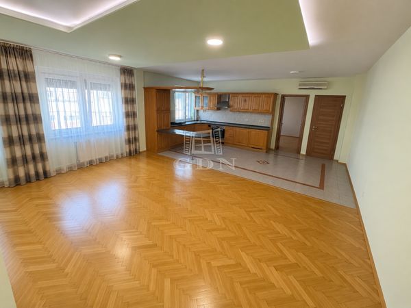 Продается Kecskemét Квартира