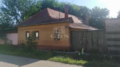 Cegléd Családi ház - 26.900.000 Ft