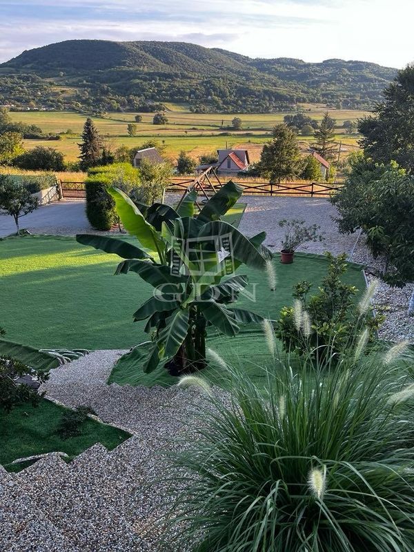 Vânzare Esztergom Casa Familiala