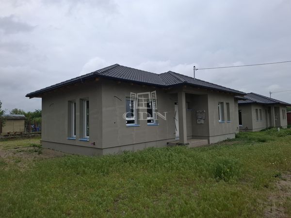 Verkauf Szigetbecse Einfamilienhaus