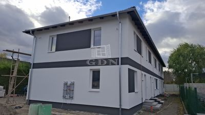 Szigetszentmárton Sorház - 74.900.000 Ft