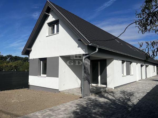 Eladó Ráckeve Ikerház