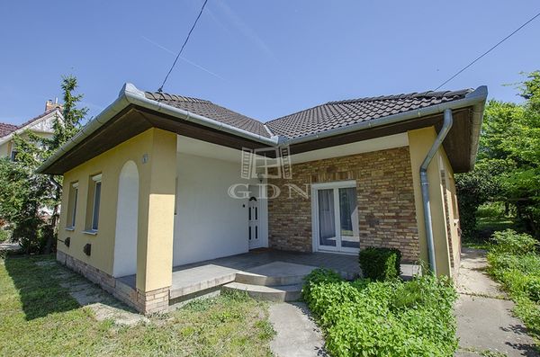 Eladó Szigetcsép Családi ház