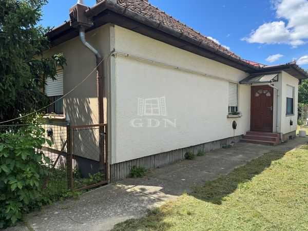 Продается Szigetújfalu Совмещенный дом