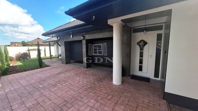 Tököl Частный дом - 280.000.000 HUF