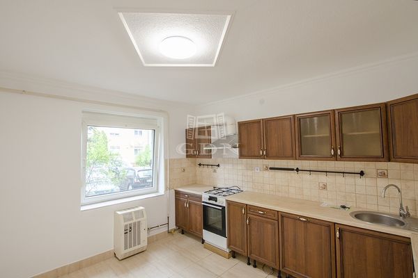 Продается Tököl Квартира (кирпичная)