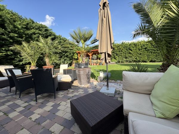 出卖 Szigetszentmiklós 家庭别墅