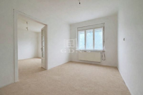 Eladó Tököl Családi ház