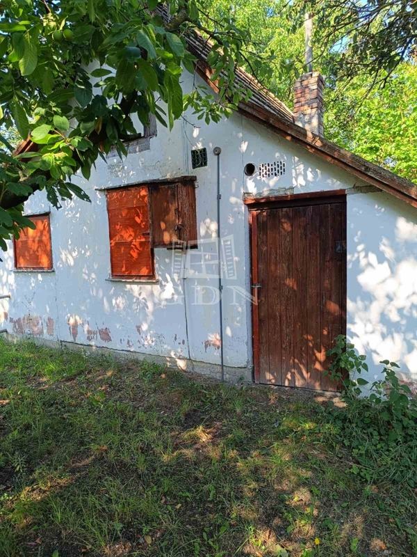 Eladó Szigetújfalu Telek