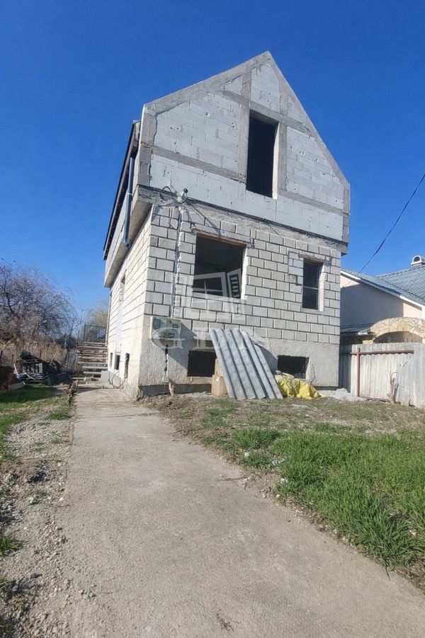 Eladó Dunavarsány Nyaraló