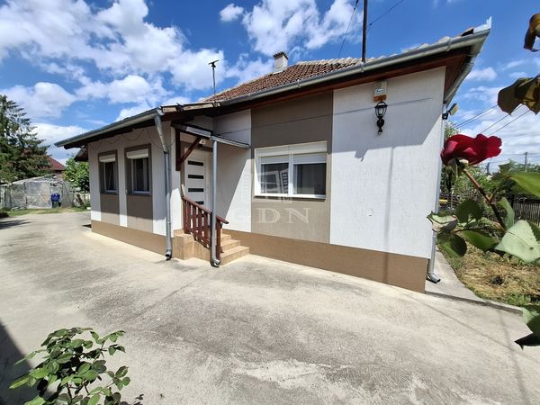 Vânzare Gyál Casa Familiala