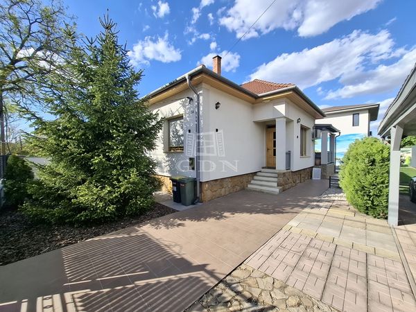 Eladó Budapest XVIII. kerület Családi ház