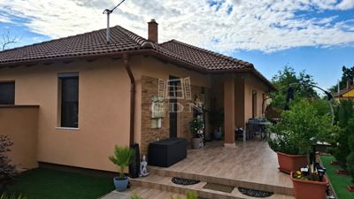 Gyál Einfamilienhaus - 139.900.000 HUF