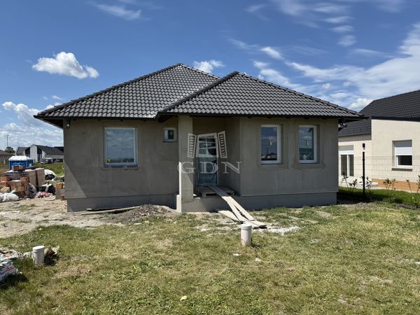 Verkauf Jászberény Einfamilienhaus