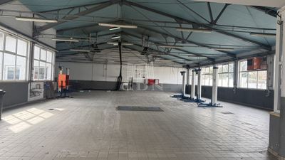 Szolnok Ipari terület - 1.000.000 Ft