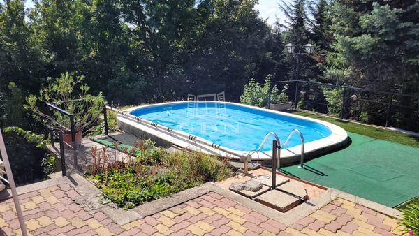 出卖 Szentendre 家庭别墅