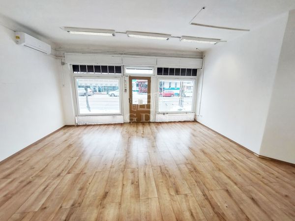 Kiadó Budapest XV. kerület Üzlethelyiség