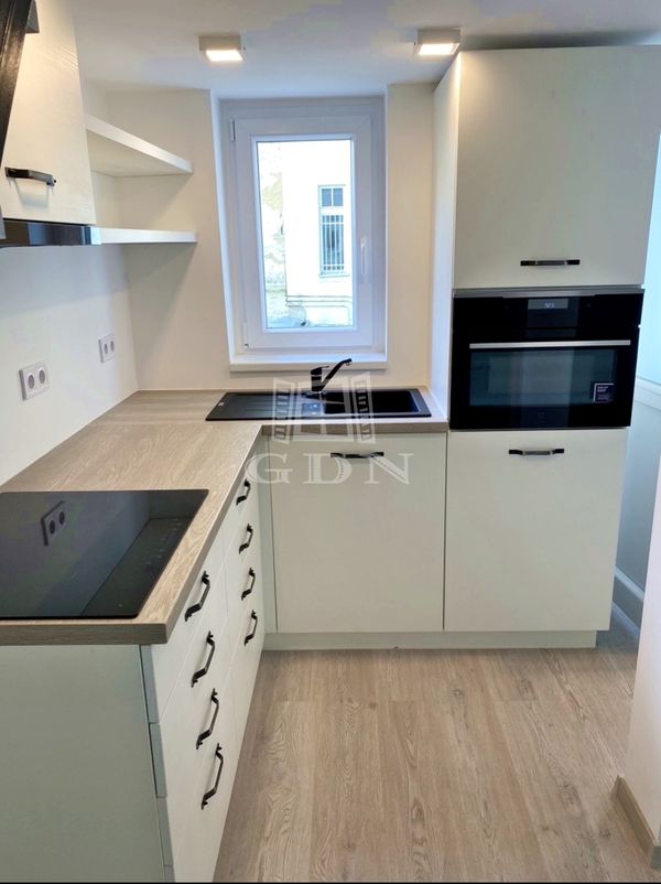 Eladó Budapest VII. kerület Lakás