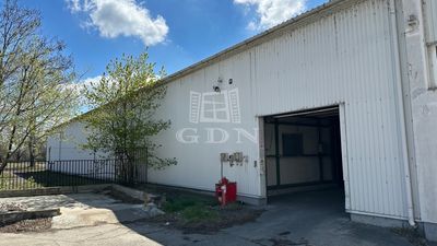 Vác Raktár - 622.050 Ft