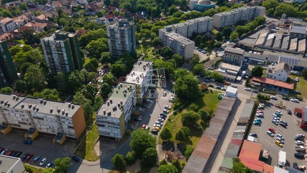 Verkauf Vác Wohnung (Schiebeladen)