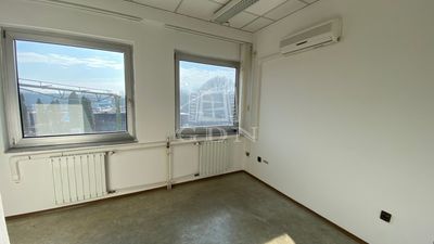 Vác Офис - 44.000 HUF