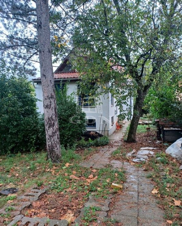 For sale Verőce Family House