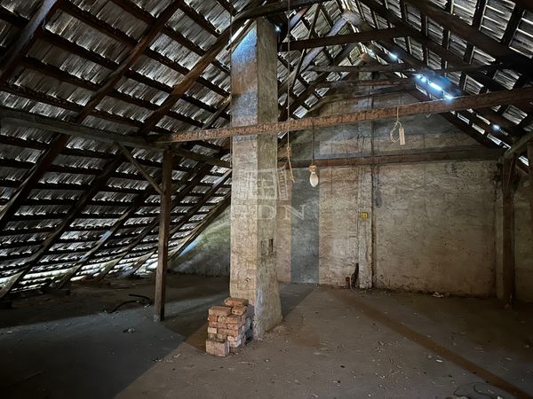 Eladó Vác Lakás (téglaépítésű)