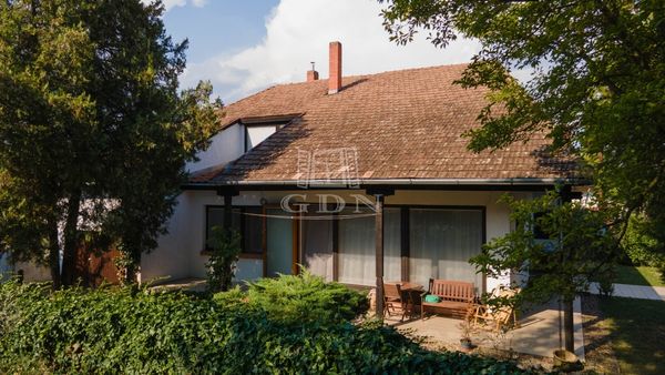 Verkauf Sződliget Einfamilienhaus