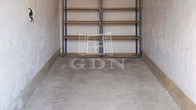 Vác Garázs - 9.000.000 Ft