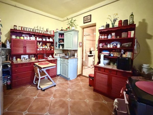 Eladó Pomáz Házrész