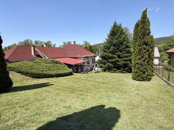 Vânzare Alsópetény Casa Familiala
