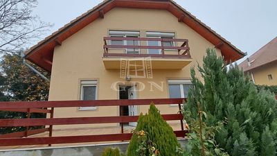 Mogyoród 家庭别墅 - 178.700.000 HUF