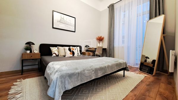 Eladó Budapest XIII. kerület Lakás (téglaépítésű)