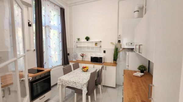 For rent Budapest VI. kerület Flat (brick)